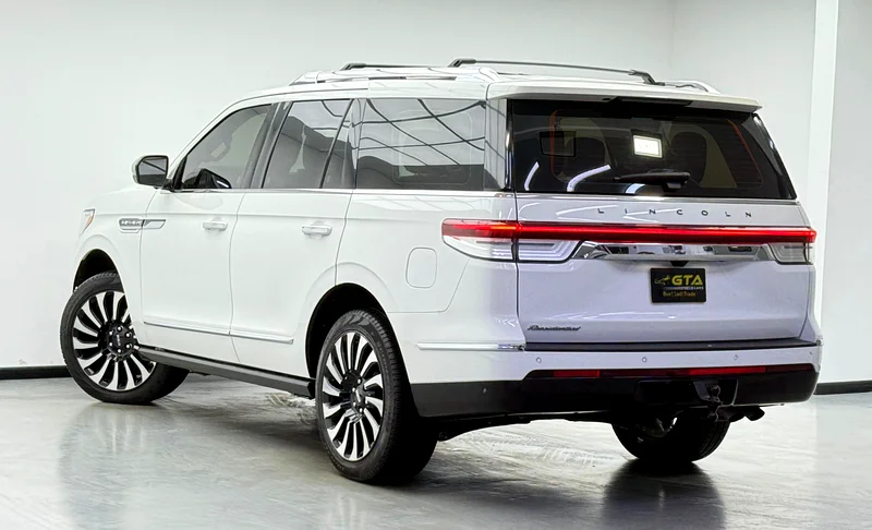 2023 Lincoln Navigator Presidential, 2028 Agency Warranty  Service Package, FSH, GCC63139219146114113