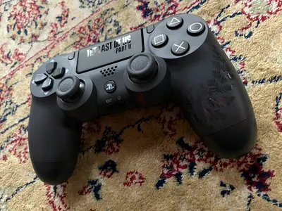 PS4 The Last Of Us Part 2 DualShock 4 Wireless Controller LIMITED EDITION