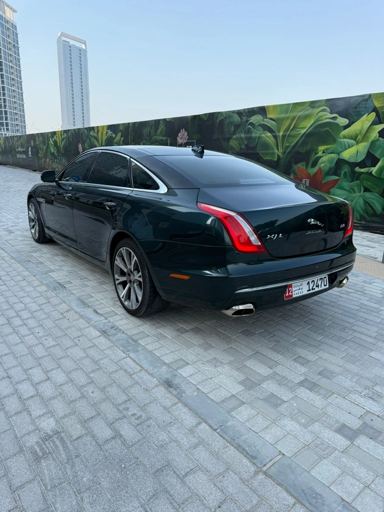 2019 Jaguar XJL 3.0T Premium Luxury in Excellent condition62930627503235113