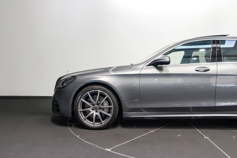 0% Downpayment | AED 3,003 P/M | Warranty and Service Package Available | Full-Service History62930625321986112