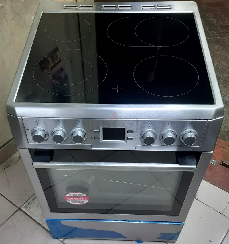 Blomberg 4 Ceramic Hobs Cooker Digital Screan Display  60 BY 60 HKN9330E FREE DELIVERY +WARRANTY63167582986370111