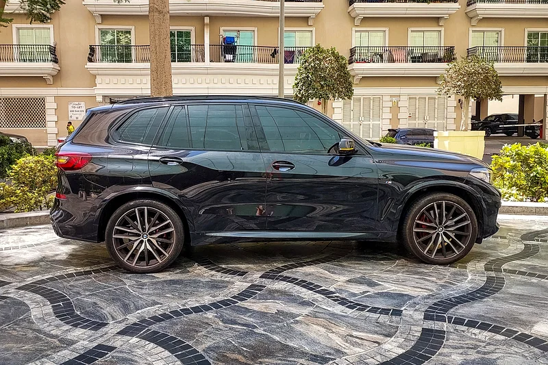 AED 4558/month | 2023 BMW X5 Xdrive 40i | GCC Specs | Ref#32765763232141793411112