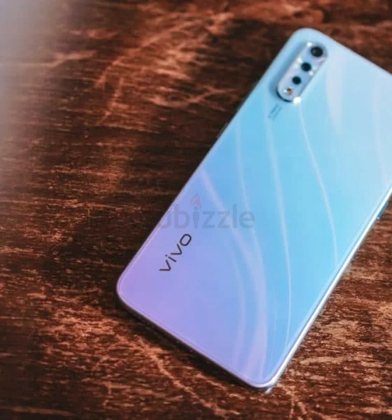Vivo S163216357556611111