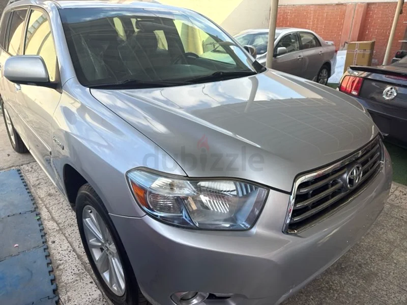 Toyota highlander hybrid full option63148168753281111