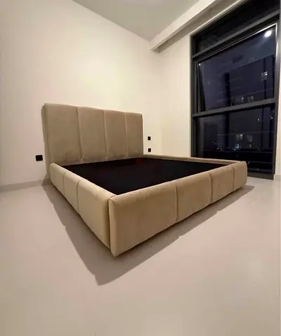 Stylish Contemporary Bed Frame - Perfect for Any Bedroom!