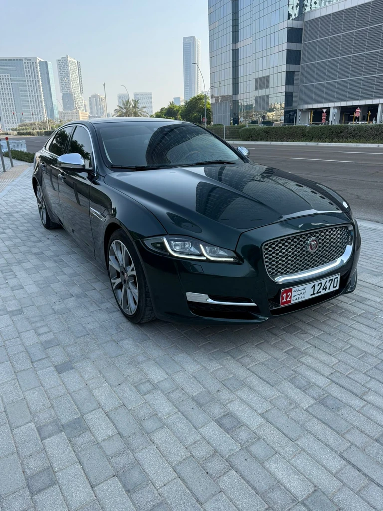 2019 Jaguar XJL 3.0T Premium Luxury in Excellent condition62930627503235111