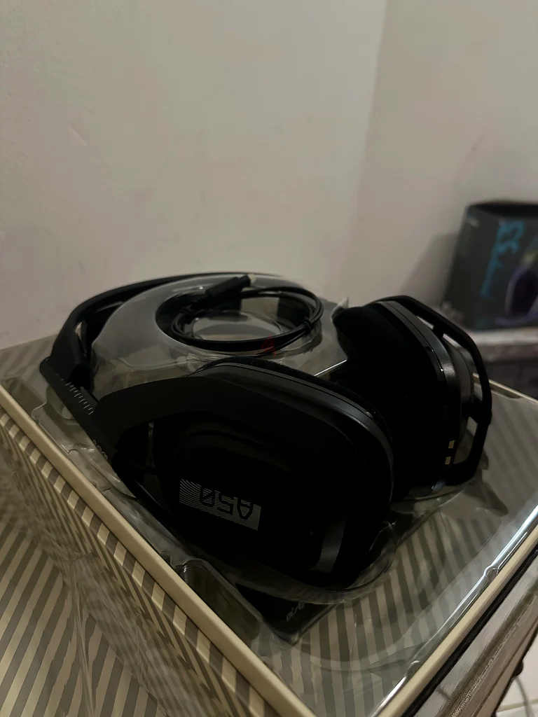 Logitech Astro A50 Headset + base station632560648424981127
