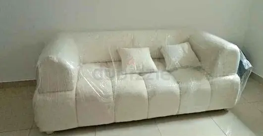 Elegant White Sofa for Sale - Perfect for Your Living Room!