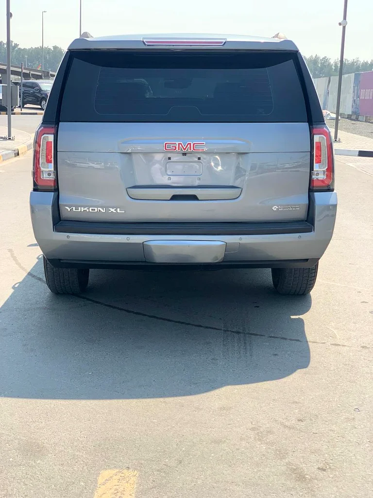GMC Yukon 2018 Model GCC  
Perfect condition  
Smooth drive  
Ready for registration63398502111747113
