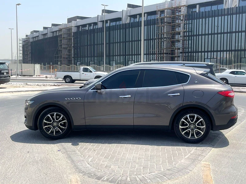 MASERATI LEVANTE 201762932677150595113