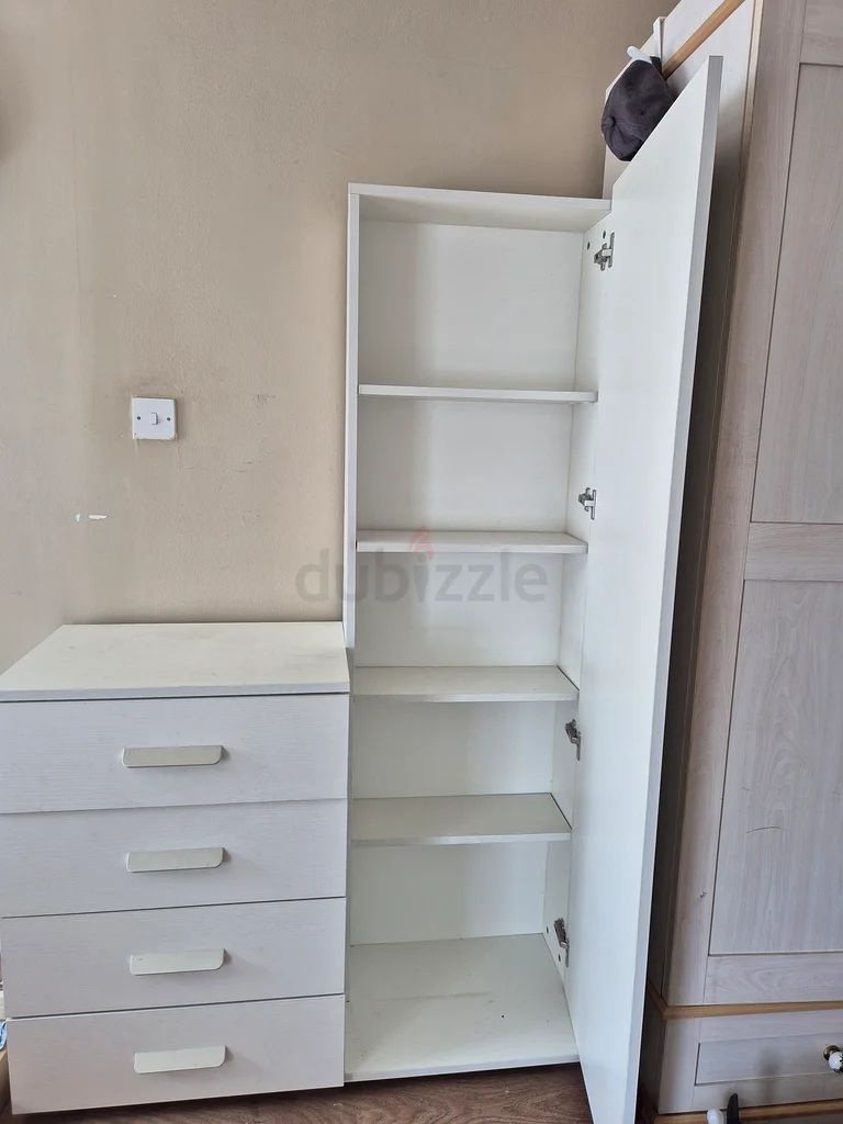 Dressing table63220831247491111