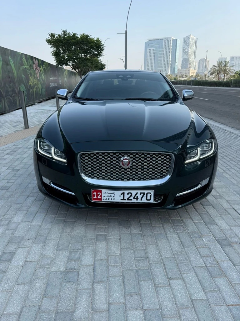 2019 جاجوار XJL 3.0T بريميوم لاكجري في حالة ممتازة62930627503235112