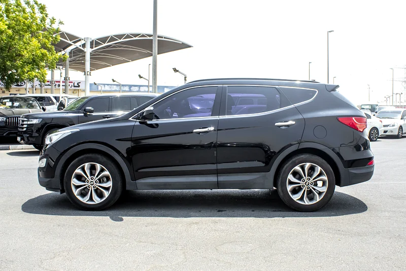2014 HYUNDAI SANTAFE- 2.0L DIESEL, FROM KOREA, ACCIDENT FREE63158341704577113