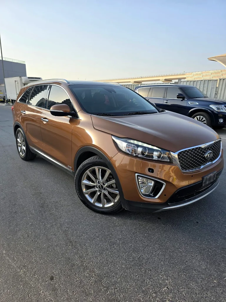 GCC KIA Sorento 2016 Full Service History- V6 - No Paint63151398237315112