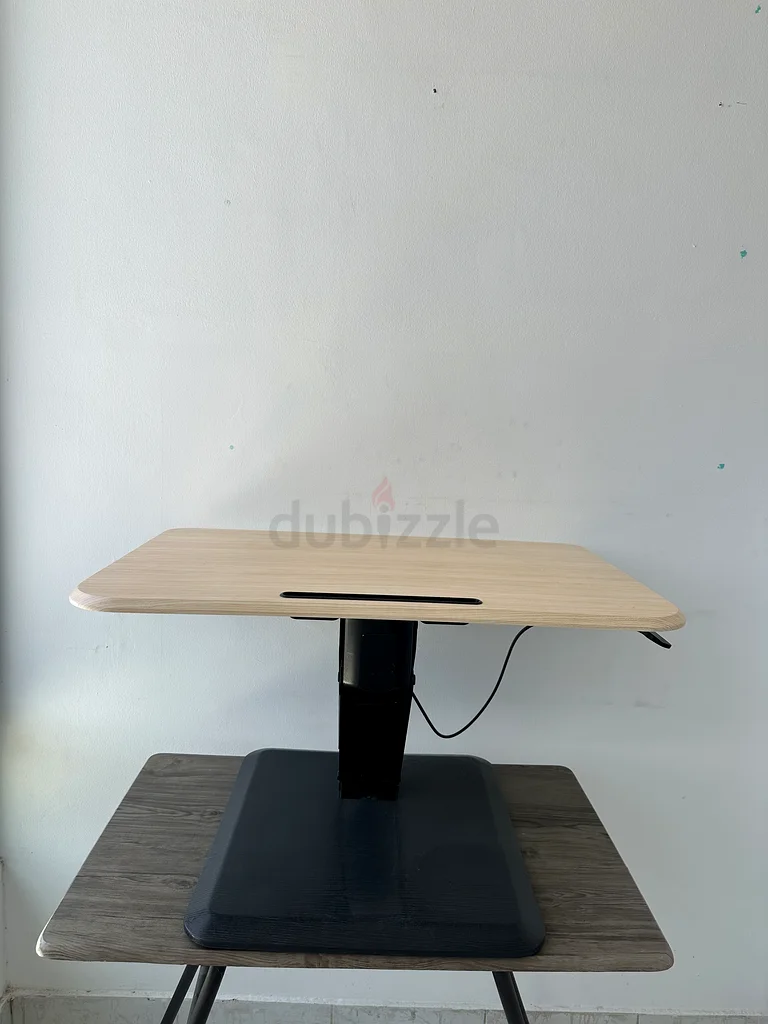 مكتب واقف مريح63219342727427112