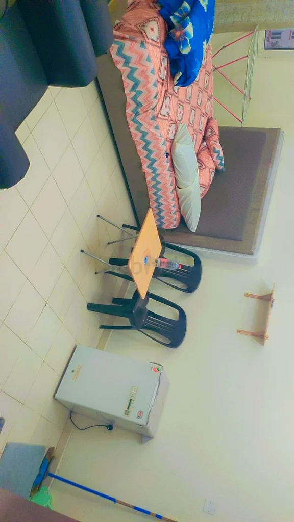 غرفة نوم رئيسية متوفرة63798014486147112