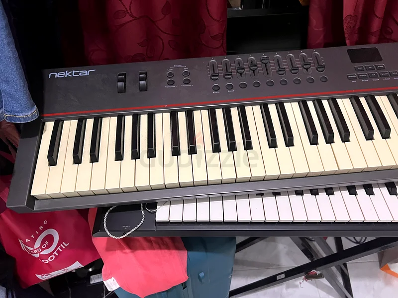 Midi keyboard for sale63228836637185113