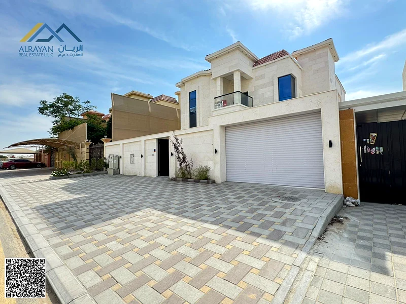 Luxury freehold villa for all nationalities, with no down payment, bank facilities, and a large private swimming pool.63874152805635110