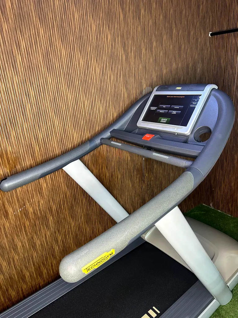 High-Performance Treadmill for Sale - Ideal for Home Fitness!