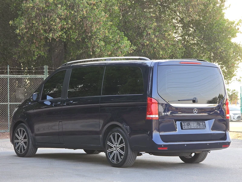 MERCEDES V-250 2020 GCC // 2KEYS // FULL OPITION // PERFECT CONDITION63163857842305113