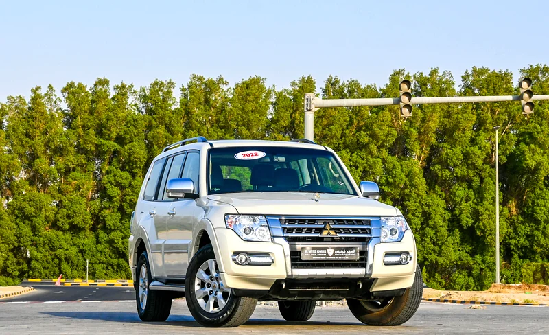 MITSUBISHI PAJERO 2022 GCC _ GLS V6 FULL OPTION IN EXCELLENT CONDITION63172652089347113