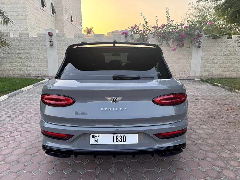 Al Habtoor Warranty and service contract Sep 2027 Bentley Bentayga w12 SPEED special order GCC63174777780995114