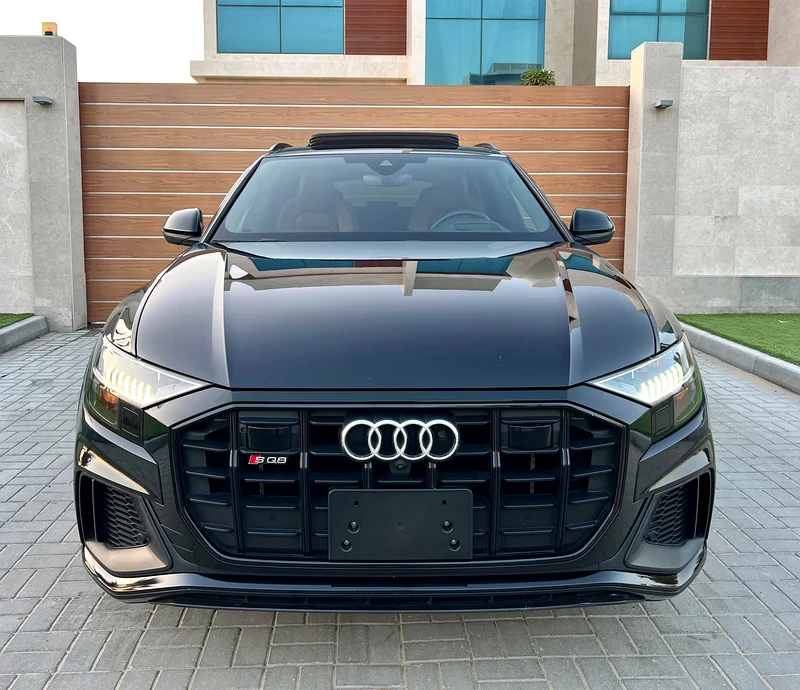 Audi SQ8 S-LINE 2021 
Clean title without accident
Original paint63398608256514111