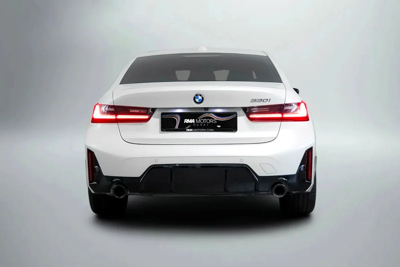 3,949 AED / 60 months | 0% DP | 2023 BMW 330i M Sport / BMW Warranty  Service Contract63158800981251113