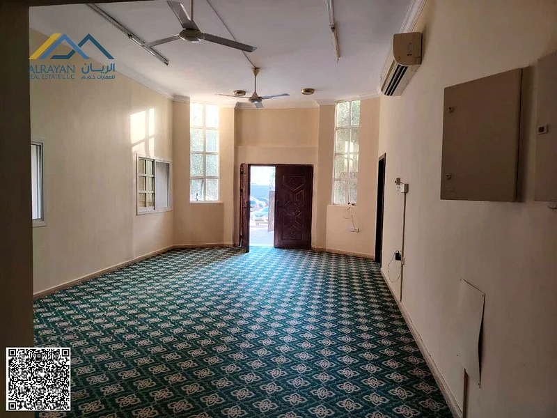 للبيع فيلا مميزة بسعر خاص جدًا تشمل الكهرباء والماء ومكيفات الهواء، ملكية حرة لجميع الجنسيات63871293379586113
