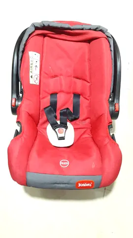 Comfortable and Safe Infant Car Seat for Your Baby