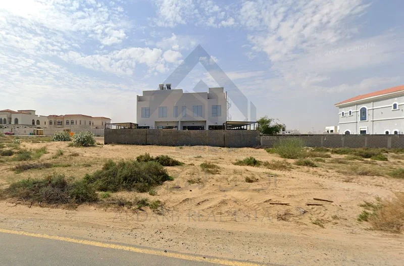 أرض في البُطينة للبيع بسعر ممتاز، مناسبة للاستثمار63183235543937111