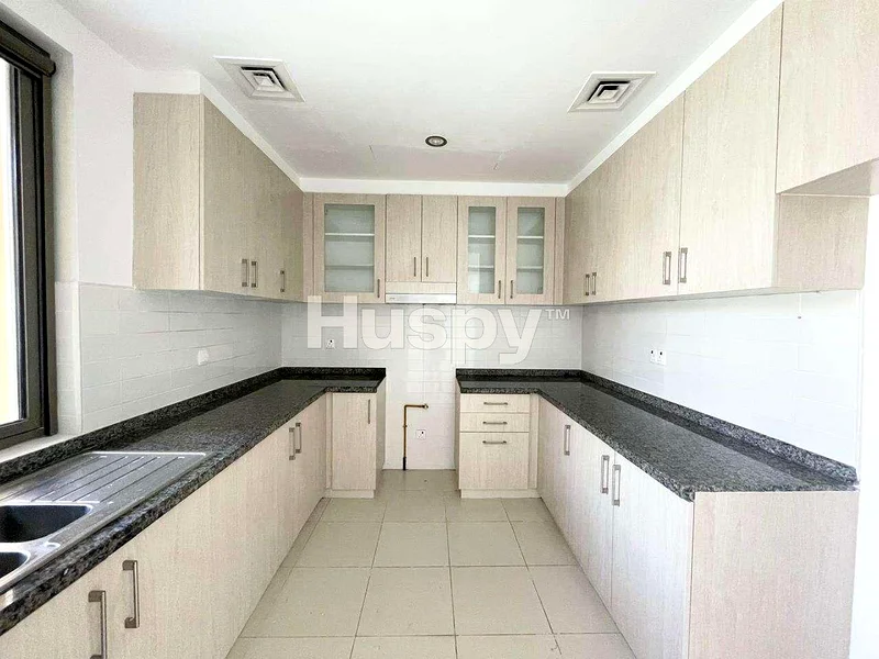 Vacant | Close to Amenities | Landscaped63165699089025111