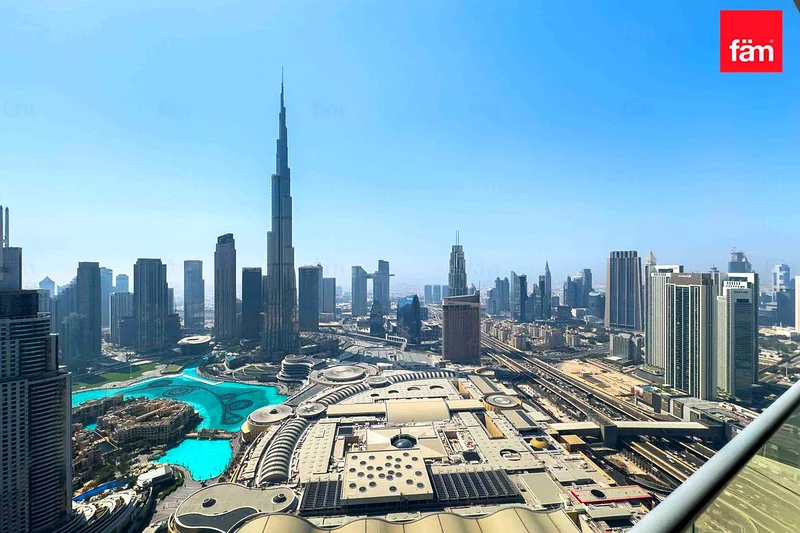 بنتهاوس فاخر | إطلالة على برج خليفة | شاغر63772345920385110