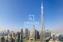 Exceptional Living Space with Iconic Views