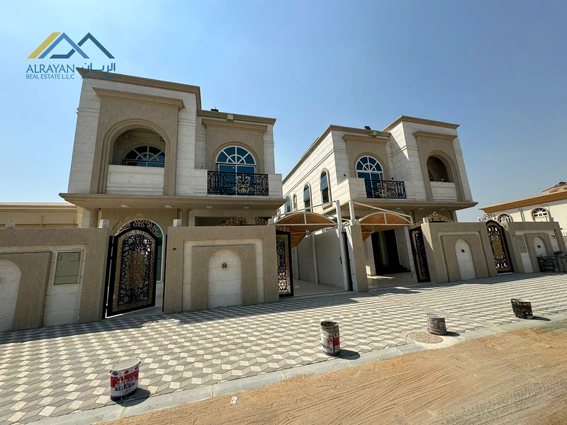 Luxurious villa (mini palace) with modern contemporary finishes * Very spacious areas * Excellent location * Freehold for all nationalities63870977608706110