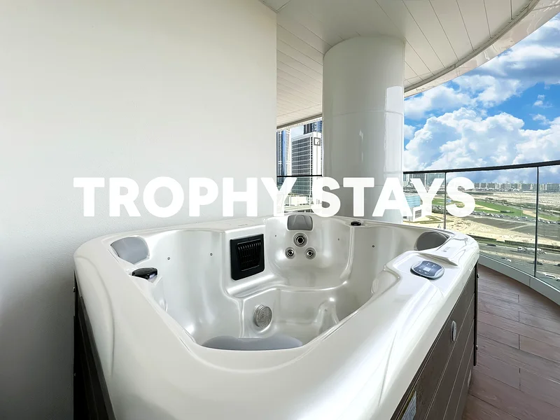 Canal View  | Private Jacuzzi | All Bills Incl63835995952897111