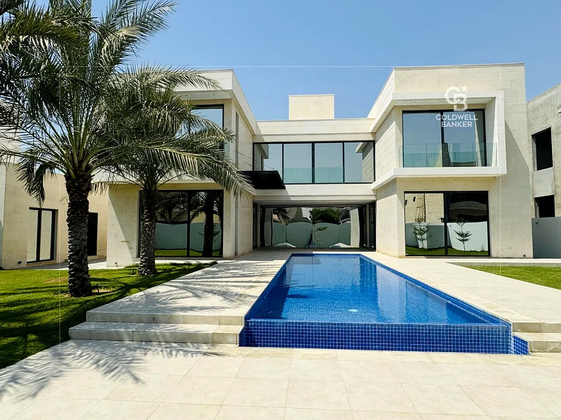تصميم عصري | فيلا فاخرة | مسبح63743312387459114