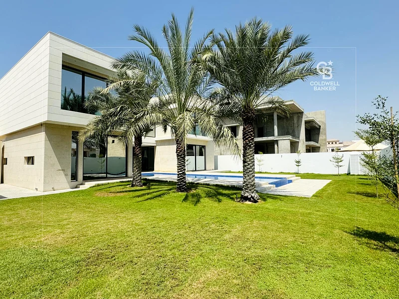 تصميم عصري | فيلا فاخرة | مسبح63743312387459112