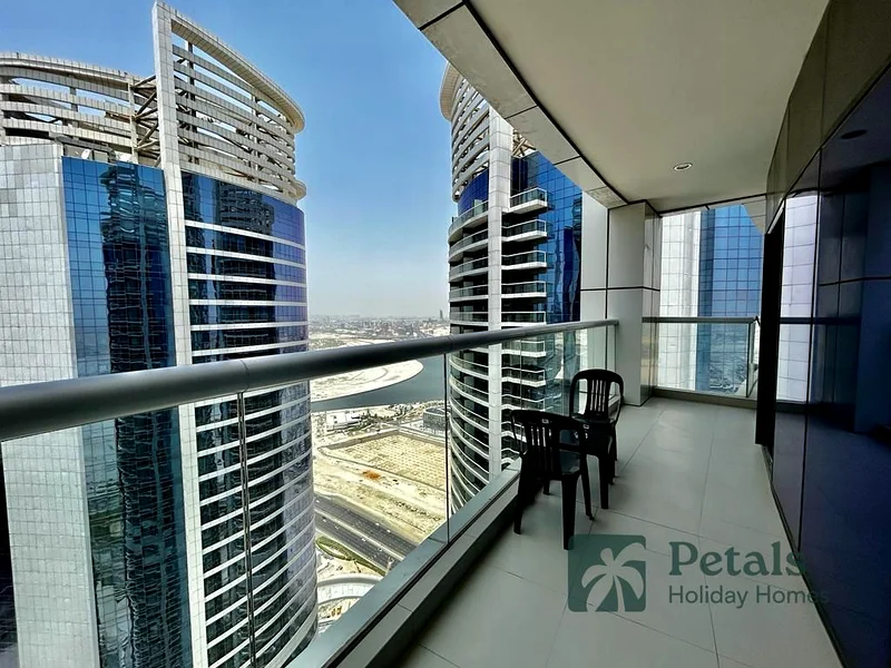 🌟 Immerse Yourself in Iconic Glamour: Short-Term Exclusivity at DAMAC Towers by Paramount, Business Bay! 🌆✨64050575933955112