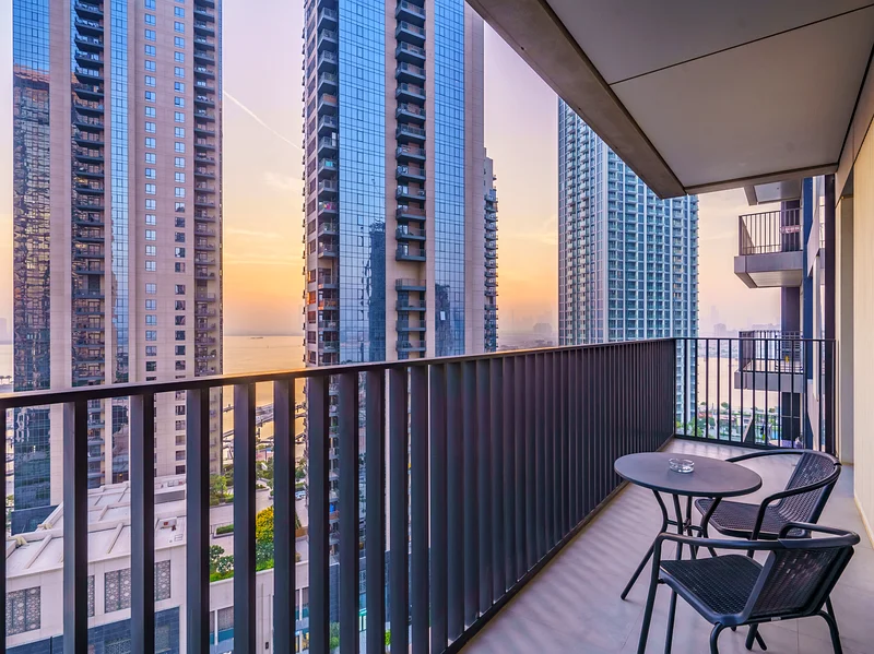 SUMMER OFFER: Incredible Waterfront Apt with Panoramic Views63832616924931111