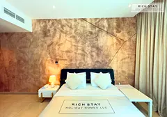 High Floor | Skyline &amp; Marina View
