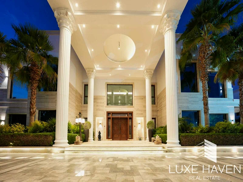 Exquisite Custom Mansion with Golf Course View62885278562306114