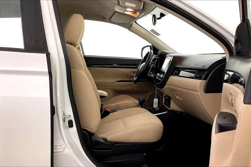 2022 Mitsubishi Outlander GLX Midline  • Big Price Drop • Lowest Price Guaranteed • 41334463398580670851114