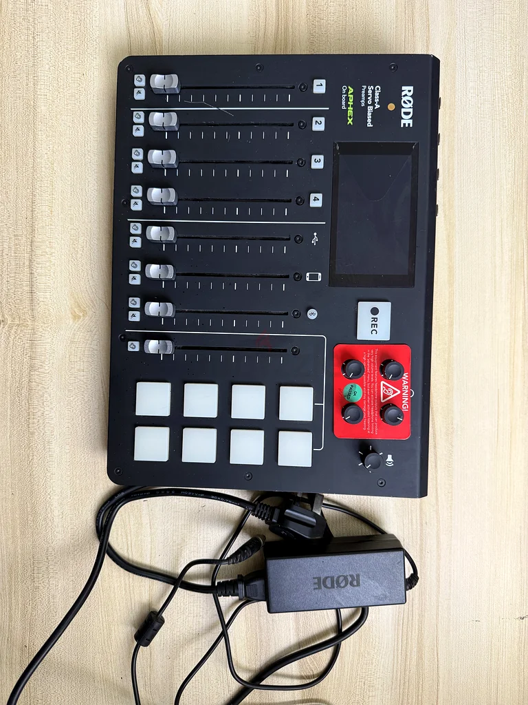 mixer rode rodecaster pro63233646086018114