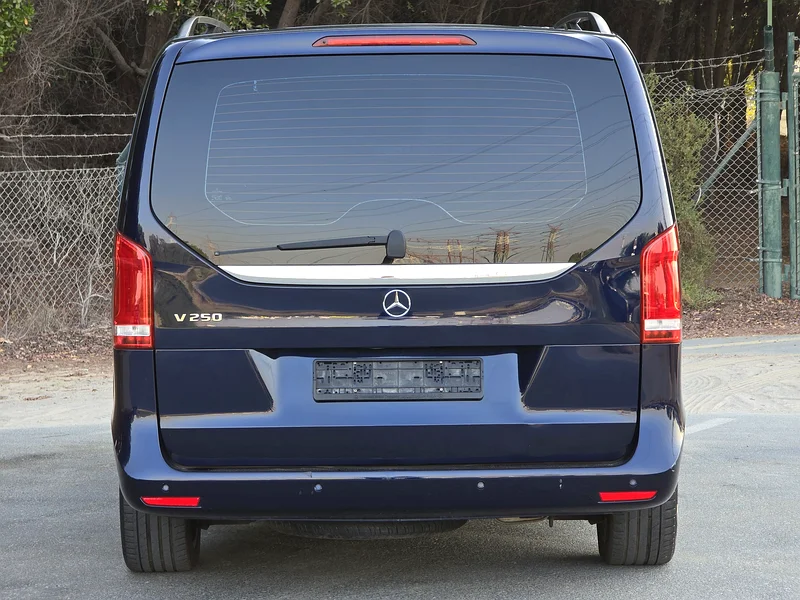 MERCEDES V-250 2020 GCC // 2KEYS // FULL OPITION // PERFECT CONDITION63163857842305114