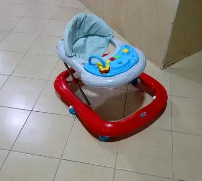 Chicco Baby Walker - Perfect for Your Little Ones First Steps!
