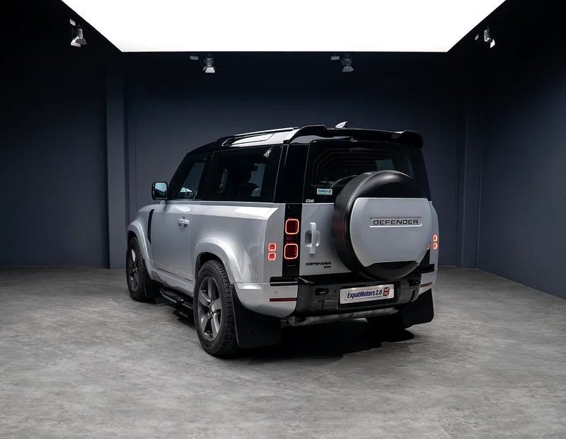 SUMMER PRIVÉ OFFER • 4,625x60 • 0% DP • 2021 Land Rover Defender 90 HSE P400 • LR Warranty • GCC63159712800129112