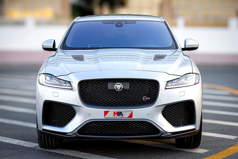 2020 Jaguar F-Pace SVR | Euro Specs63222805997186112