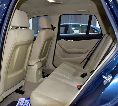 2015 BMW X1 — миниатюра 14