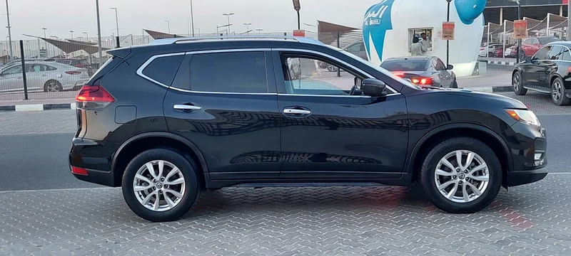 Nissan Rogue/Low mileage/Very clean car63228274583555112